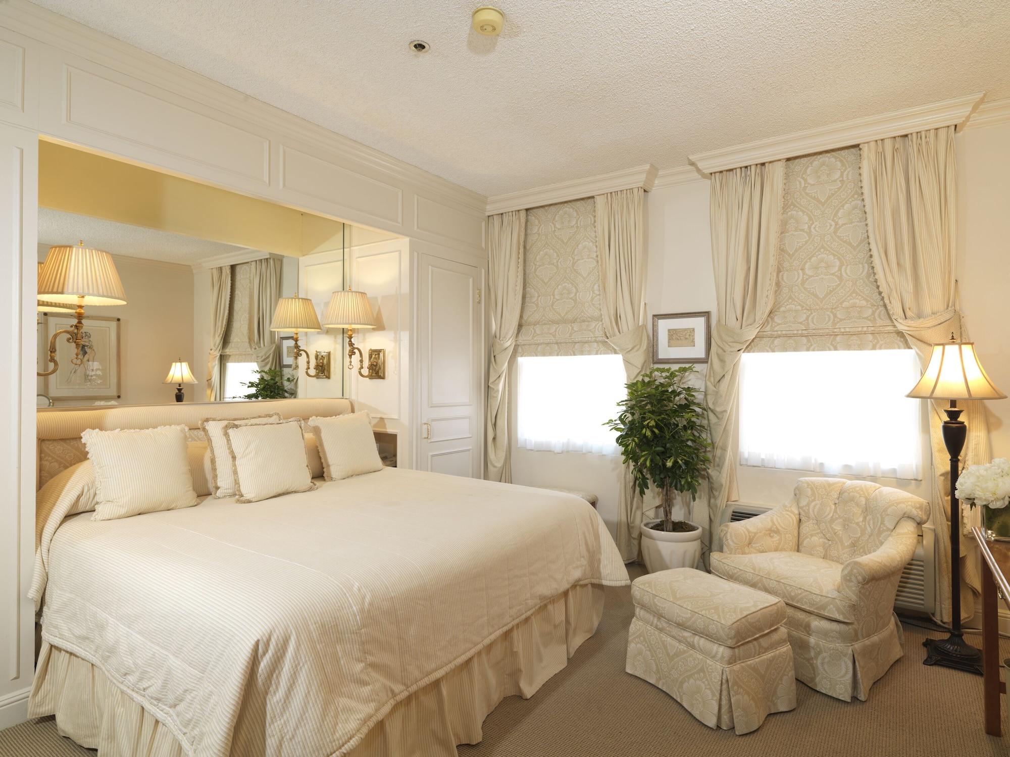 The Chesterfield Hotel Palm Beach Pokoj fotografie