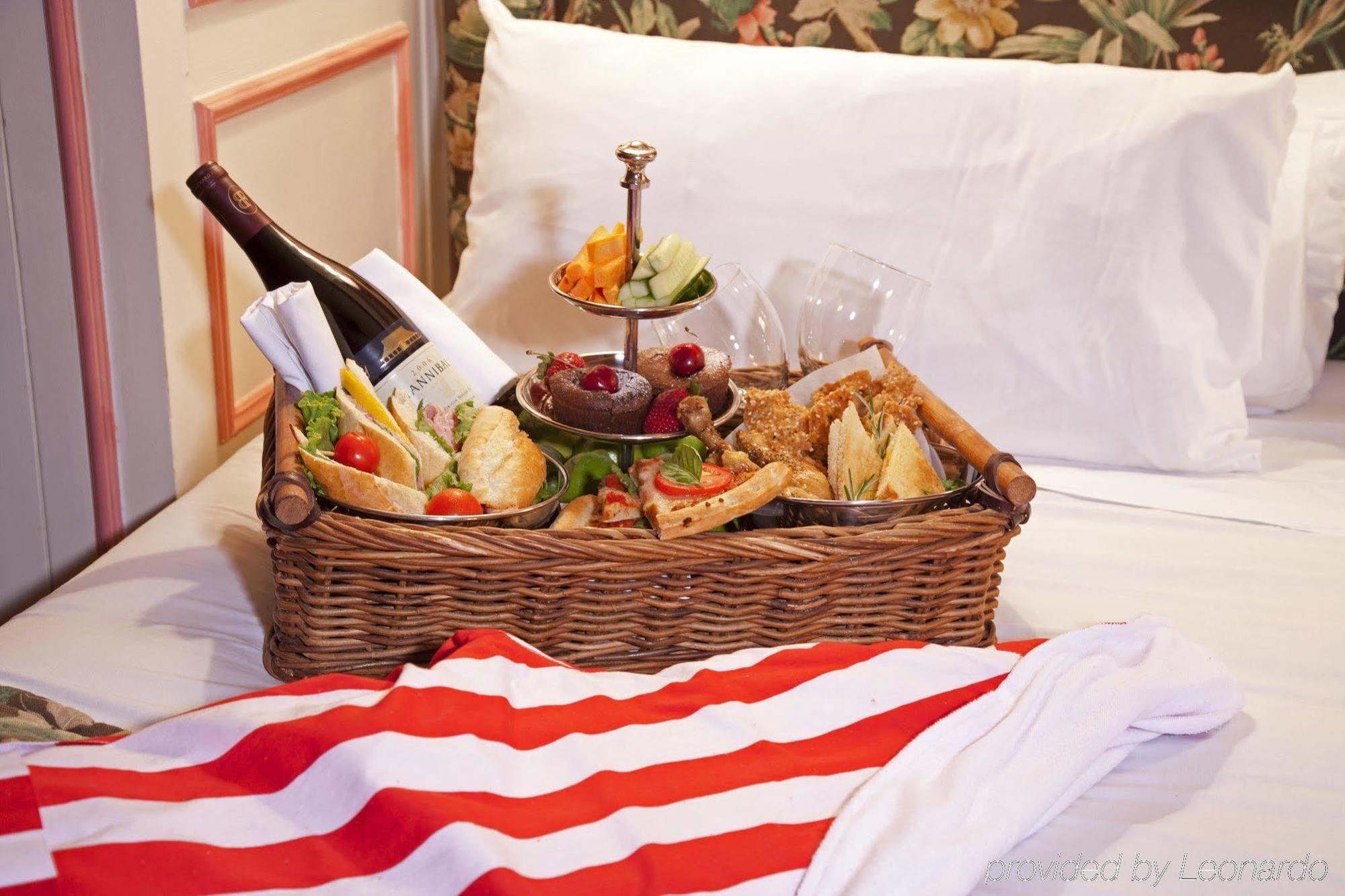The Chesterfield Hotel Palm Beach Pokoj fotografie