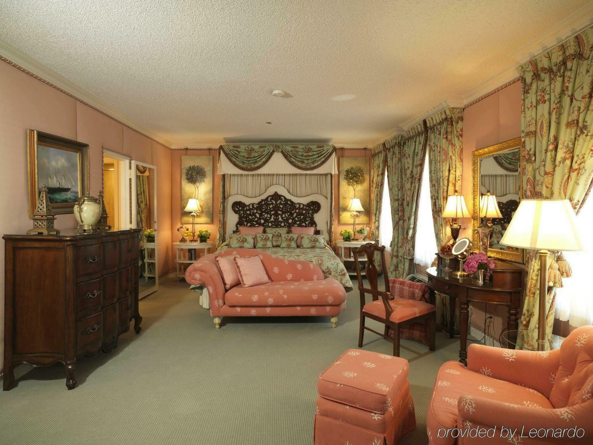 The Chesterfield Hotel Palm Beach Pokoj fotografie