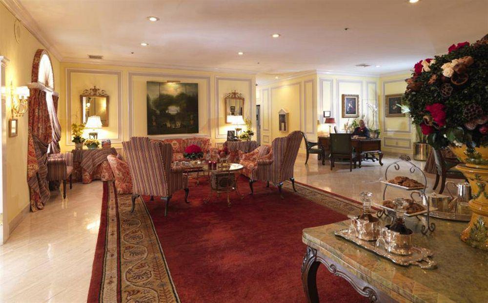 The Chesterfield Hotel Palm Beach Pokoj fotografie